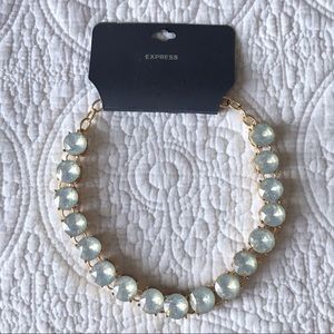 Express Round Stone Necklace